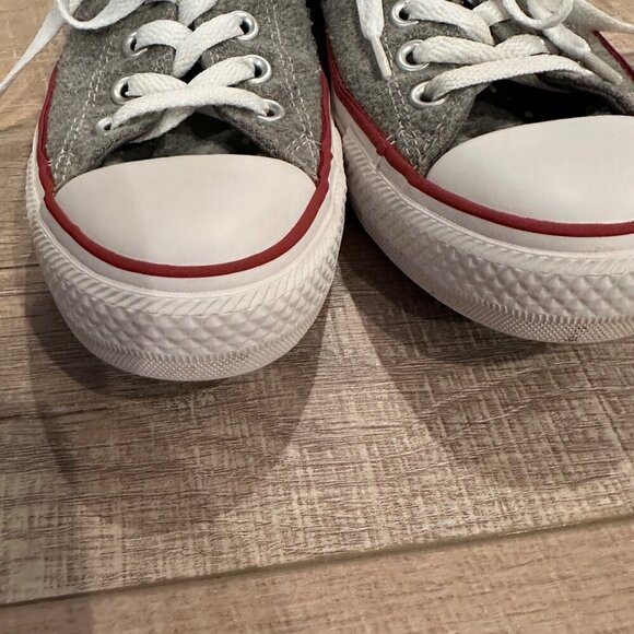 CONVERSE GRAY FLEECE SNEAKER SHOES SIZE WOMENS 7 540339F - Picture 3 of 9
